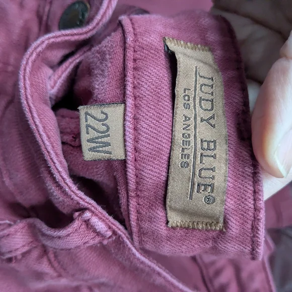 Women's Pink Jeans - Picture 3 of 9